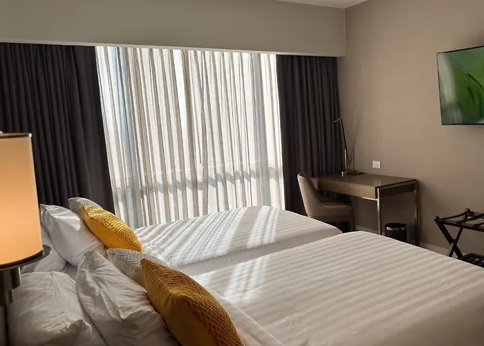 Eleve At Acqua Residences, Makati Near Bgc 4*